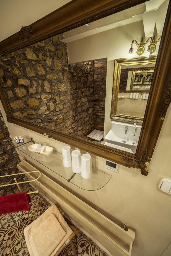 Kali Art Inn Köveskál Екстериор снимка