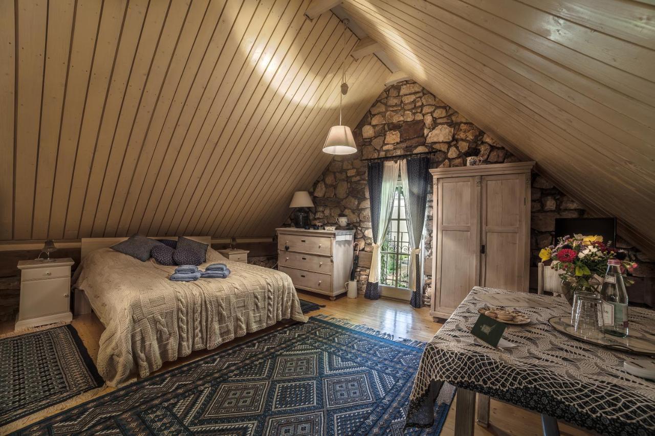 Kali Art Inn Köveskál Екстериор снимка